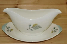 Wedgwood Woodbury TK506 Gravy Boat or Sauce Bowl with attached Underplate 8¾"