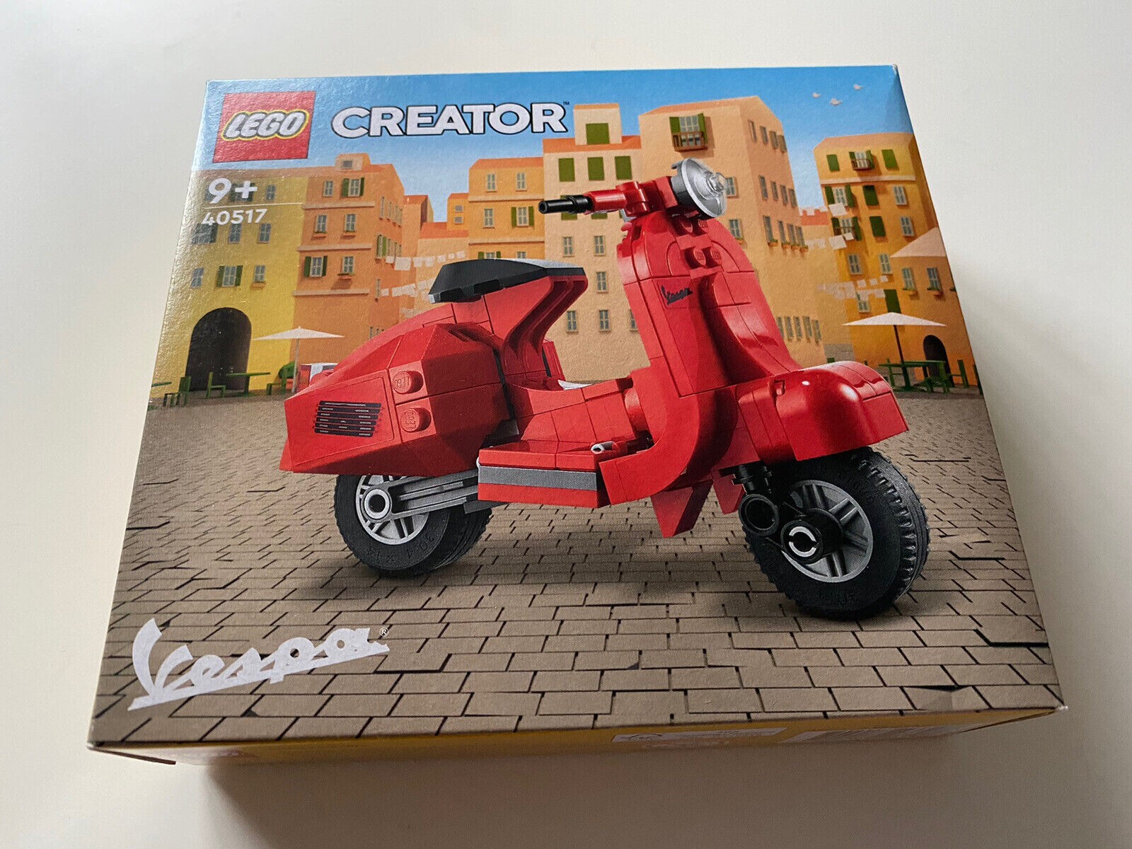 Lego Creator -  Vespa Red (40517) Set - Brand New Sealed - Lego Creator VESPA