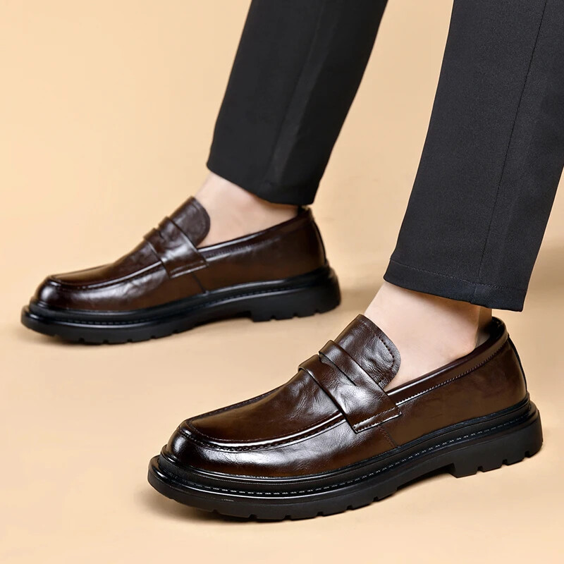 Leather Mens Shoes Business Slip On Shoes Classic Men Shoes  display picture 1