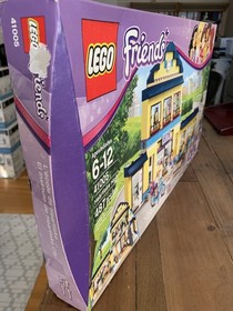 LEGO FRIENDS: Heartlake High (41005)  New In Box Sealed Box PLEASE READ 