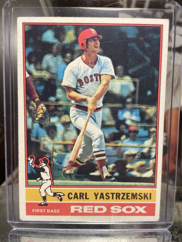 Topps 1976 Carl Yastrzemski #230 Boston Red Sox Baseball Base Set
