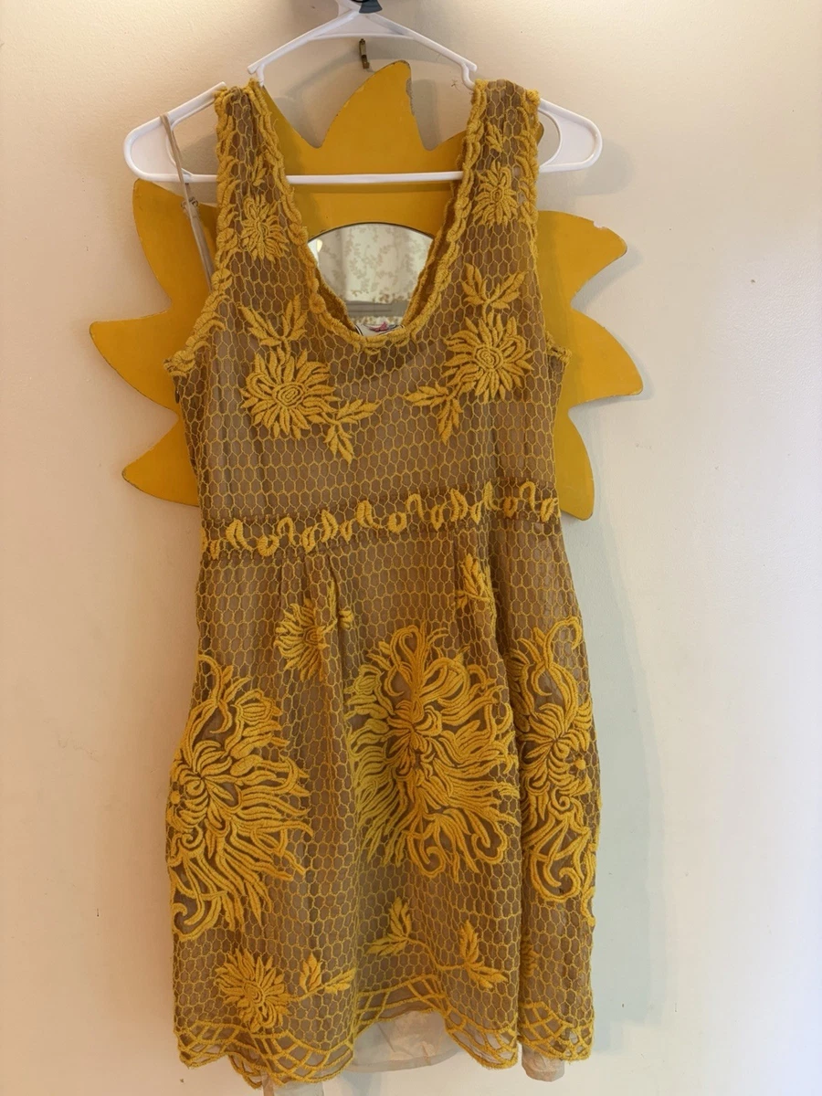 yoana baraschi jardim lace dress Anthropologie Yoana Baraschi Jardim Lace Dress, Size 2