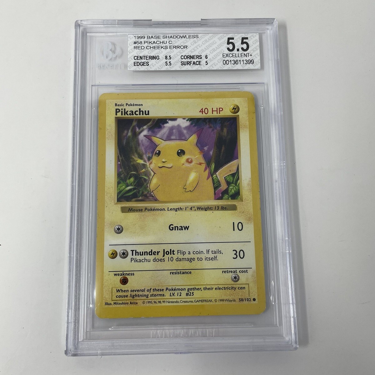 PSA10 英語版 ピカチュウ レッドチーク エラー シャドーレス 58/102 PSA10 英語版 ピカチュウ レッドチーク エラー シャドーレス 58