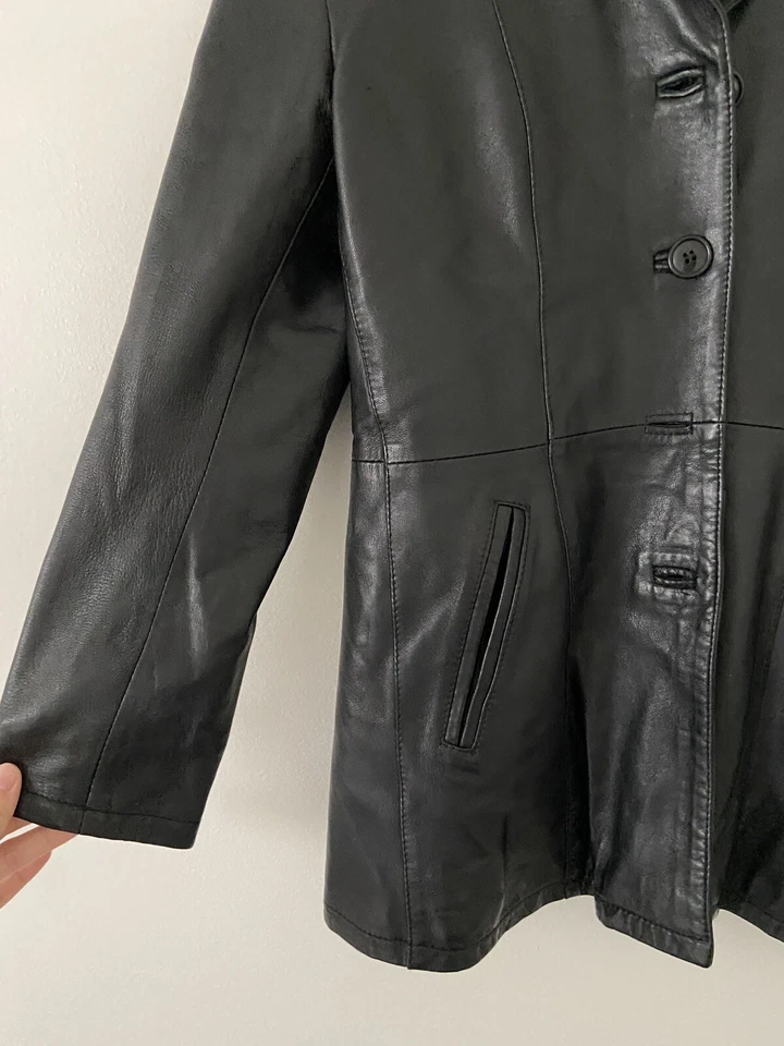 Chaqueta con botones vintage VERA PELLE hecha en Italia de cuero negro para mujer talla XS/S Foto 3 de 4