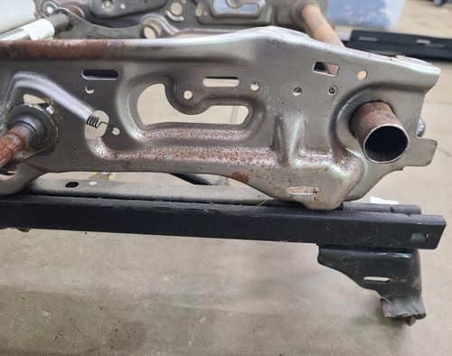 OEM 2009-2018 Dodge Ram 1500 Front Passenger Seat Adjuster Manual Base Track RH - Picture 16 of 24