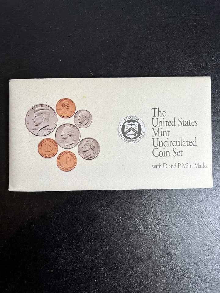 1992 US Mint Uncirculated Coin Set - In Excellent Mint Condition - P & D Mints - Image 2 of 4