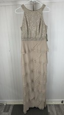 GORGEOUS JESSICA HOWARD WOMEN S GOLD SEQUINED SLEEVELESS GOWN SIZE 10
