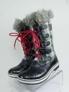sorel muck boots