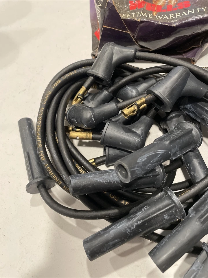 Nuevo juego de cables de bujía Wells 7MM 1961-66 Buick 58-64 Chevrolet 61-72 Olds V8 Foto 2 de 4