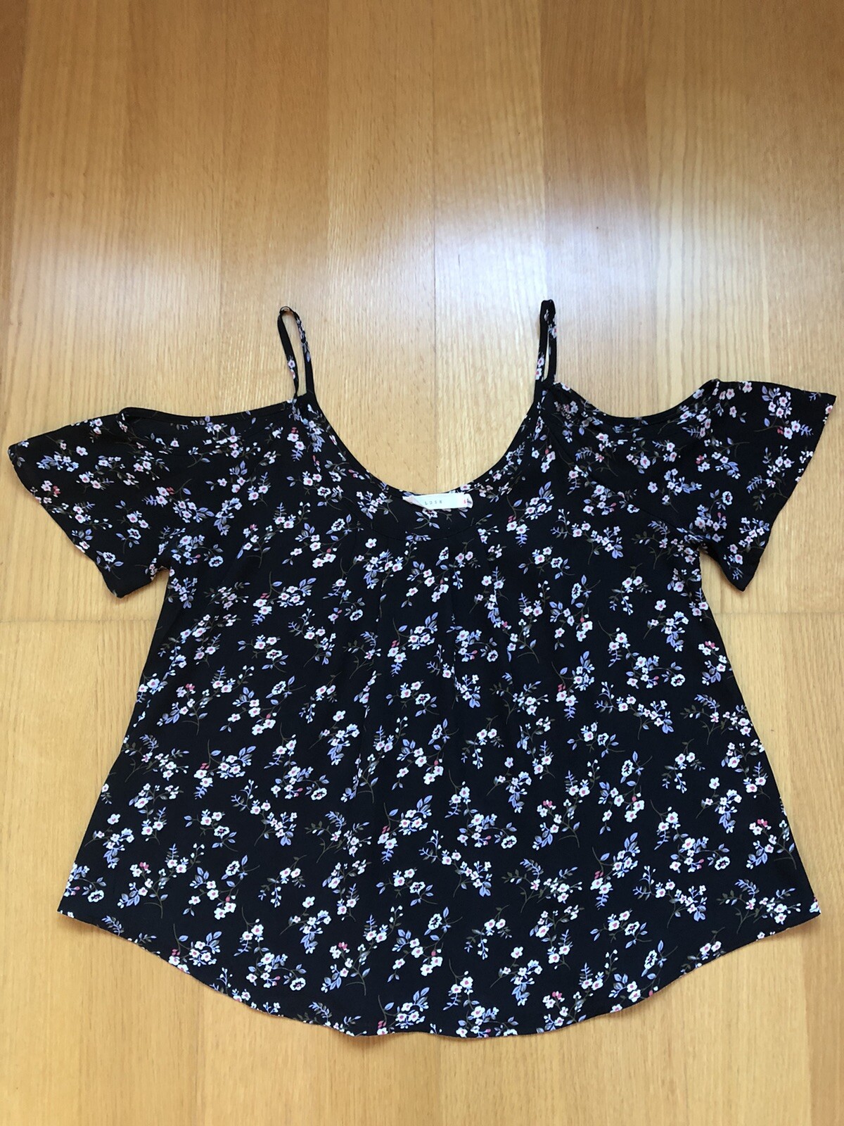 lush cold shoulder top