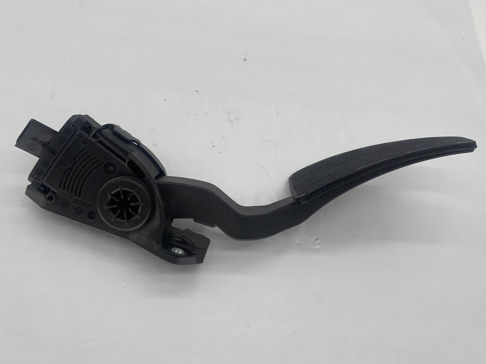 09-18 Dodge Ram 1500 2500 Gas Pedal Assembly Sensor 68043161AC *TESTED WORKING* - Image 3 of 4