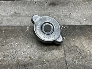 POLARIS 1240093 OEM RADIATOR PRESSURE CAP PREDATOR SCRAMBLER XPLORER RANGER UTV