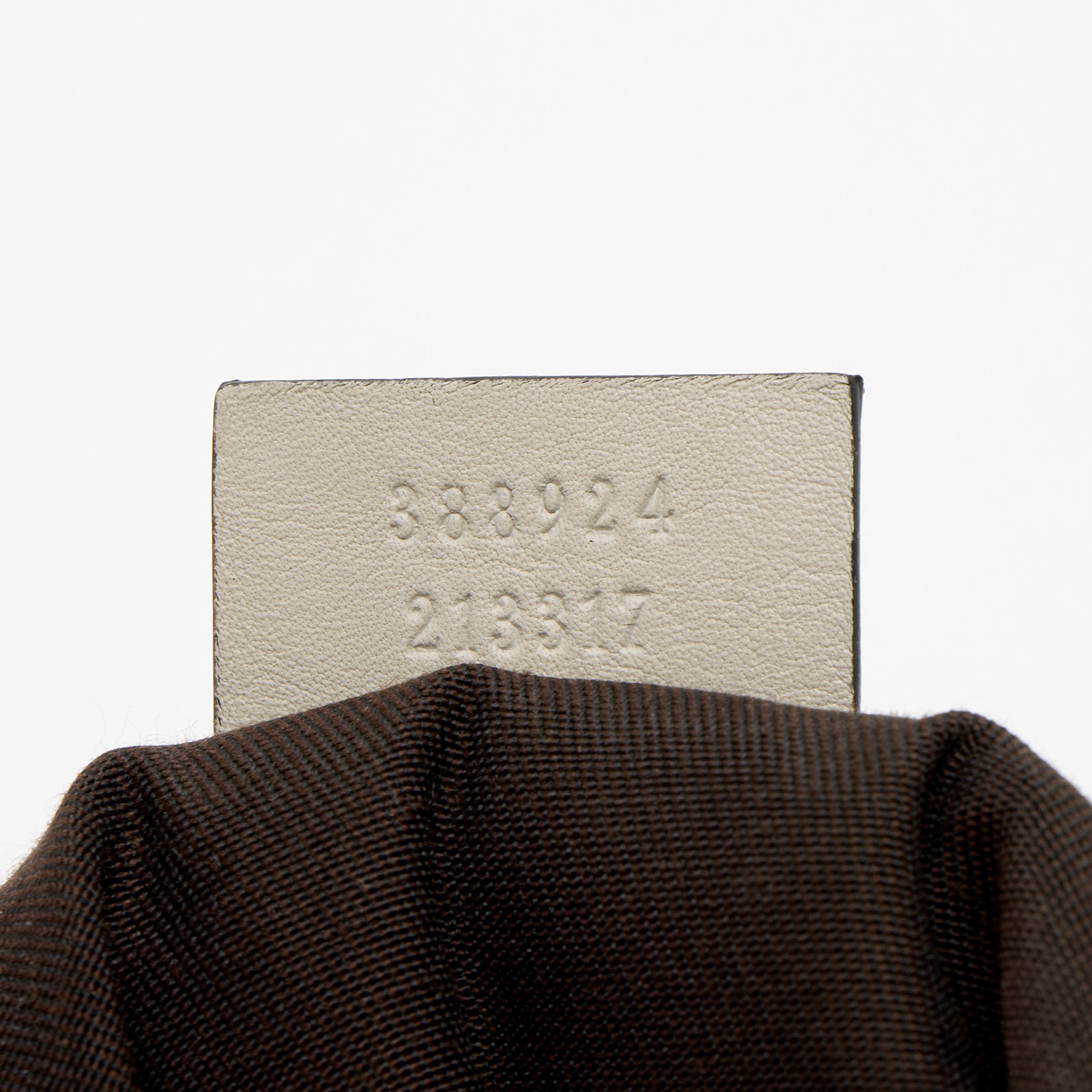 Gucci GG Canvas Classic Flat Medium Messenger - image 6