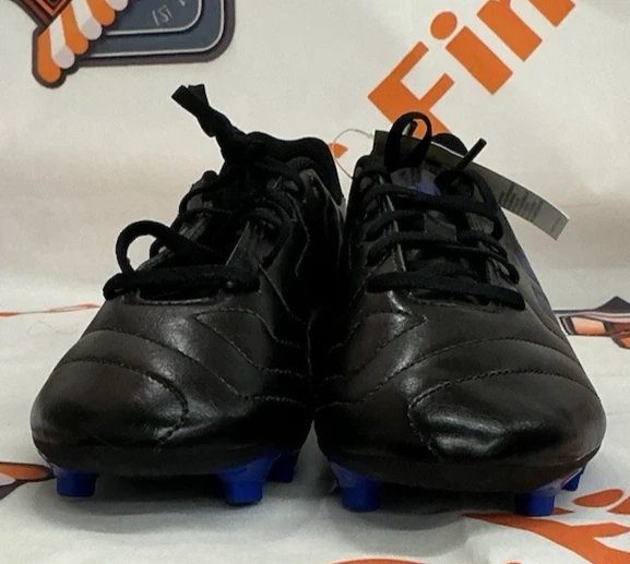 Botines Adidas, para mujer talla 7,5. Nuevo sin caja Foto 2 de 4