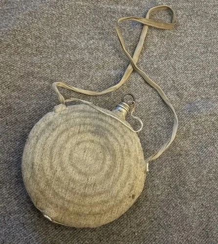 Civil War Reenactor Campaigner Quality Bullseye Canteen