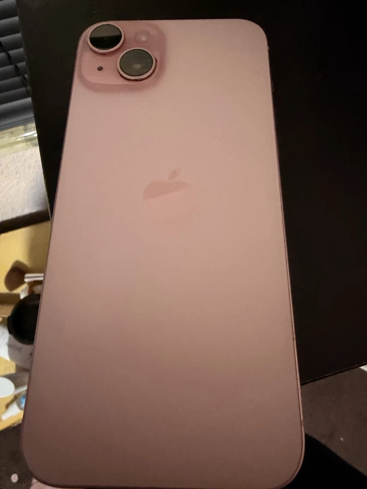 Apple iPhone 15 Plus 128GB Pink, Unlocked - Image 2 of 4