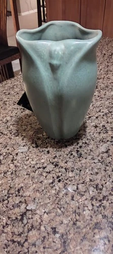 Vtg Royal Haeger Arts & Crafts Mission Revival Matte Green Petal Vase 7" READ