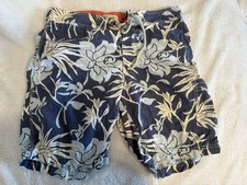 J.Crew Men  s Size 33 Floral Blue Print Board Shorts Bathing Suit