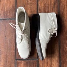 St. John's Bay White Leather Lace-Up Ankle Booties Women's Size 7M