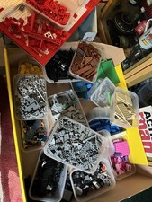 Large LEGO Lot Mixed Vintage and Other Pieces