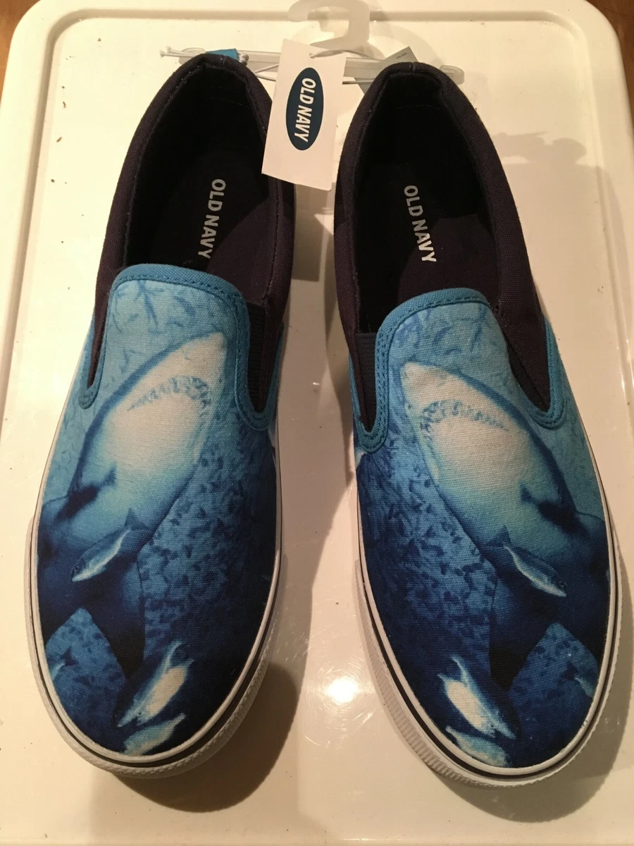 Old Navy Kids Youth Boys Teen Size 6 Shark Printed Slip On