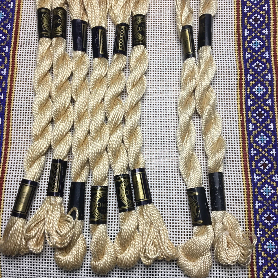 Lois Caron Pavilion Purse Needlepoint Canvas with threads 13 mesh 9"x18" - Image 4 of 4