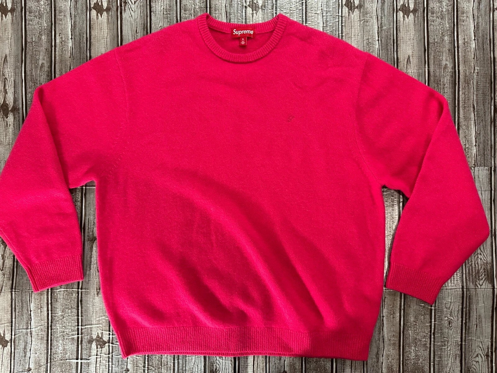 Pull Supreme 100% cachemire taille XL couleur rose