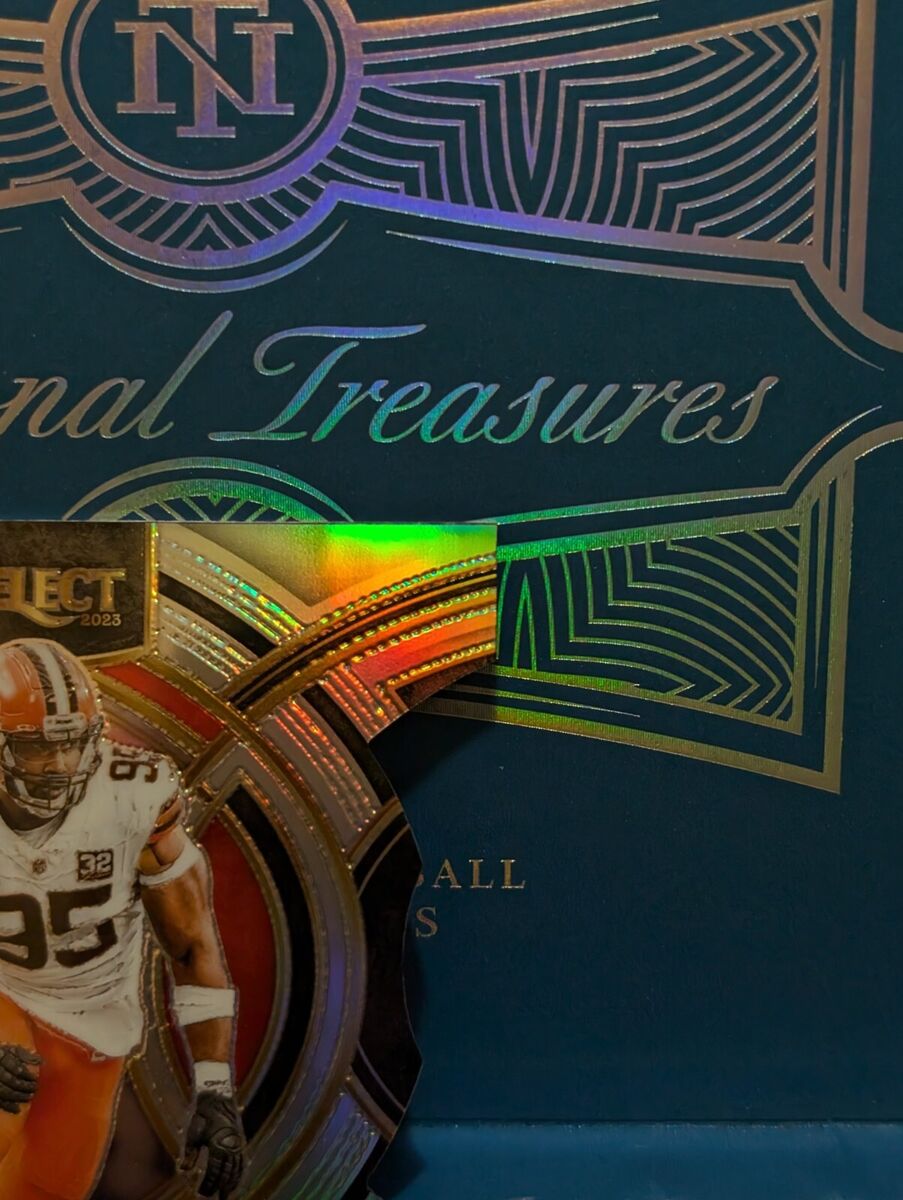 2023 Panini Select Myles Garrett Premier Level Silver Die 2023 Panini Select Myles Garrett Premier Level Silver Die
