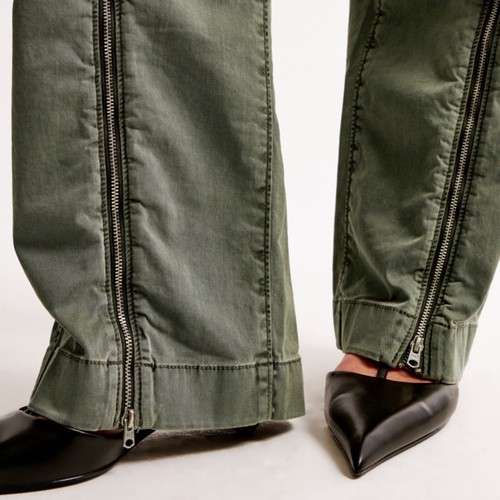 Abercrombie & Fitch Baggy Cargo Pull-On Pant Green XLS NWT - Picture 3 of 12