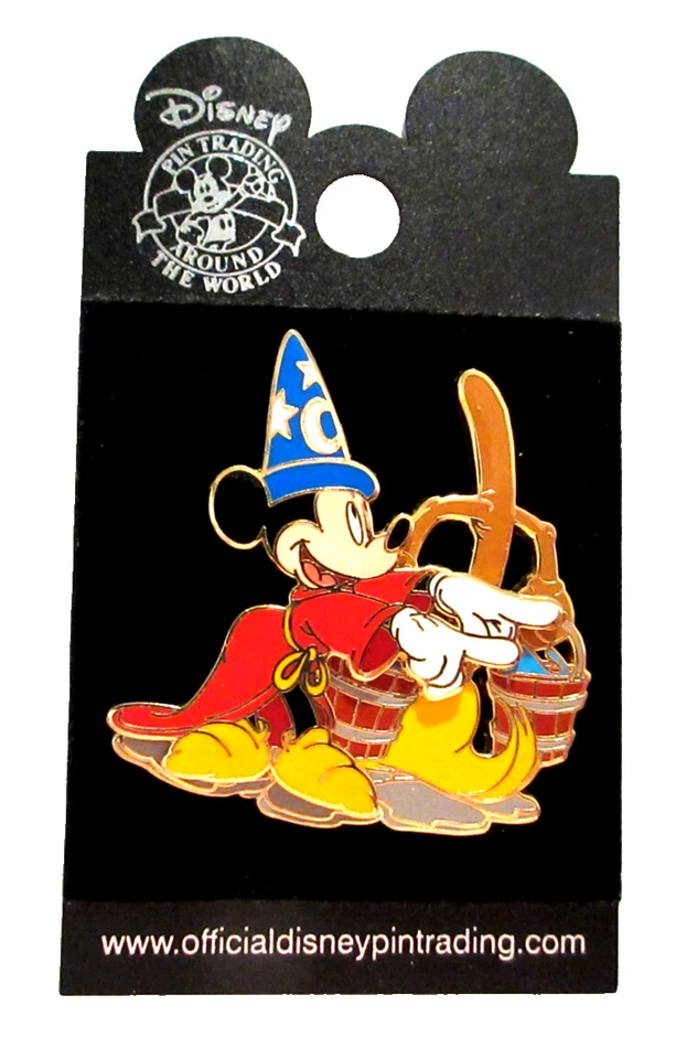 DISNEYLAND RESORT PARIS 2004 MICKEY COMO EL BRUJO CON ESCOBA, PASADOR CUBO DE AGUA Foto 3 de 3