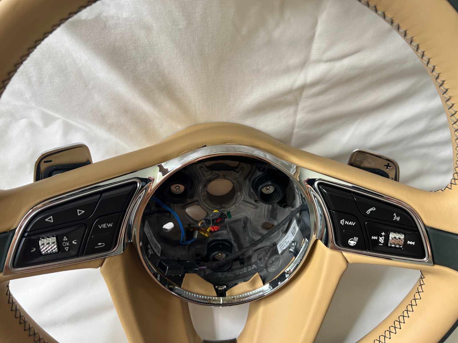 New LINEN OEM Bentley Bentayga Flying Spur GT GTC 2017+ Leather steering wheel