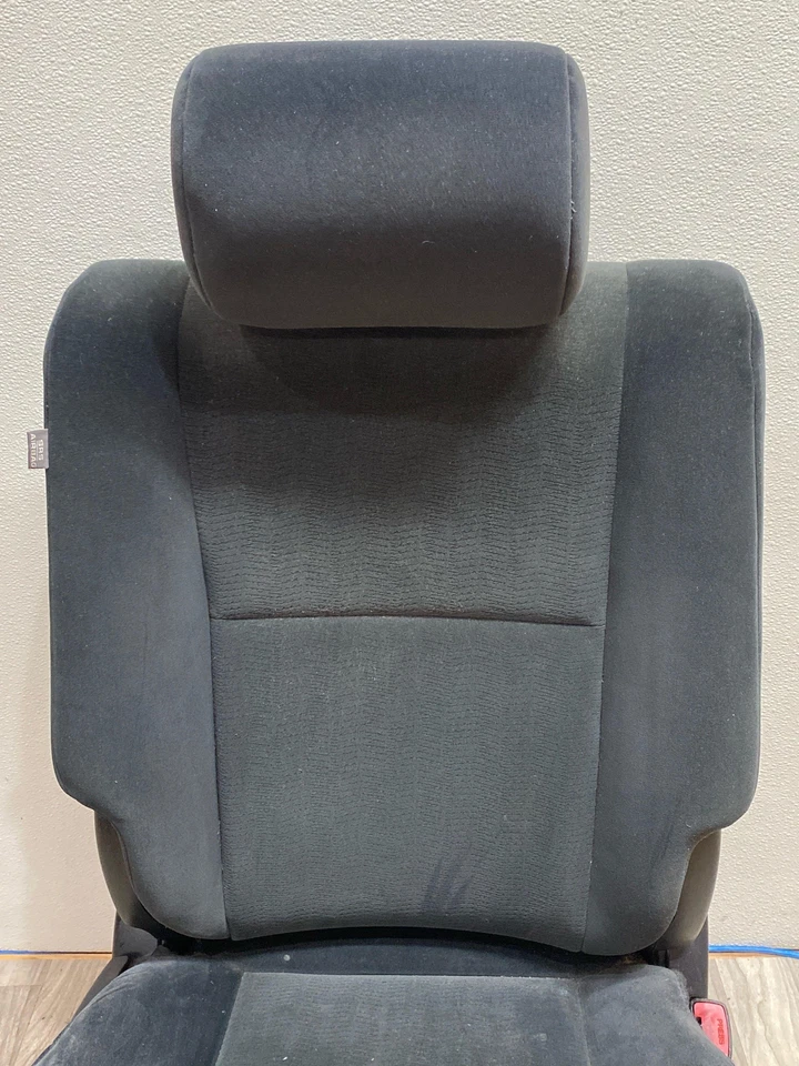 Fits 10 11 12 TOYOTA SEQUOIA SR5 Front RH Passenger Manual Seat Black Cloth OEM - Image 4 of 4