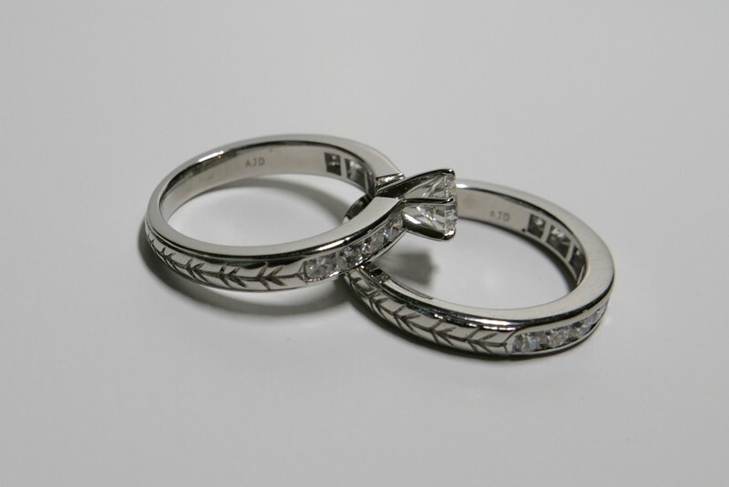 PLATINUM BRIDAL HAND ENGRAVED DIAMOND ENGAGEMENT RING AND WEDDING BAND ...