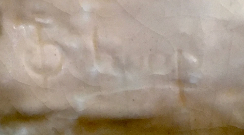 FIGURA DE PORCELANA ÁMPHORA AUSTRIA Escultura pastor / Hacha Foto 4 de 4