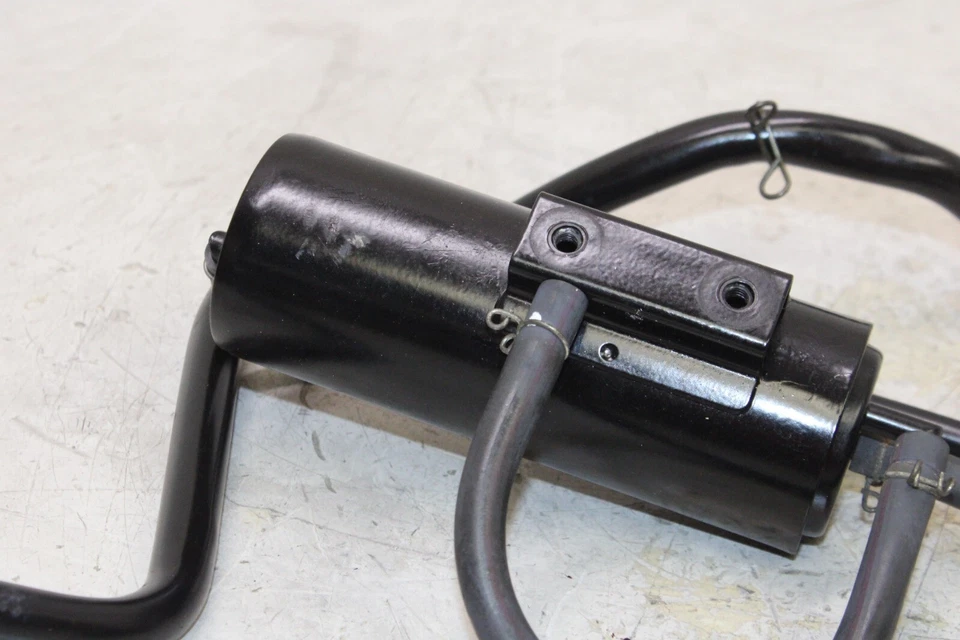 Yamaha YZF1000R 1997 OEM EVAP bote de emisiones de carbón Foto 2 de 4