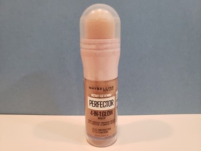 Maybelline - Instant Age Rewind Perfector 4-in-1 Makeup - #0.5 Fair Light Cool