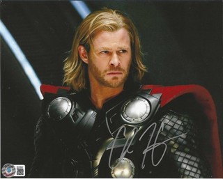 Actor Chris Hemsworth Autographed Thor 8x10 Beckett COA