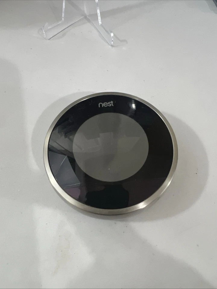 Nest 1st Generation Learning Silver Programmable Thermostat - Image 4 of 4