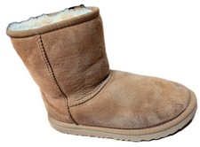 UGG Classic Short II Boots Womens US 4 Chestnut Suede Shearling Winter