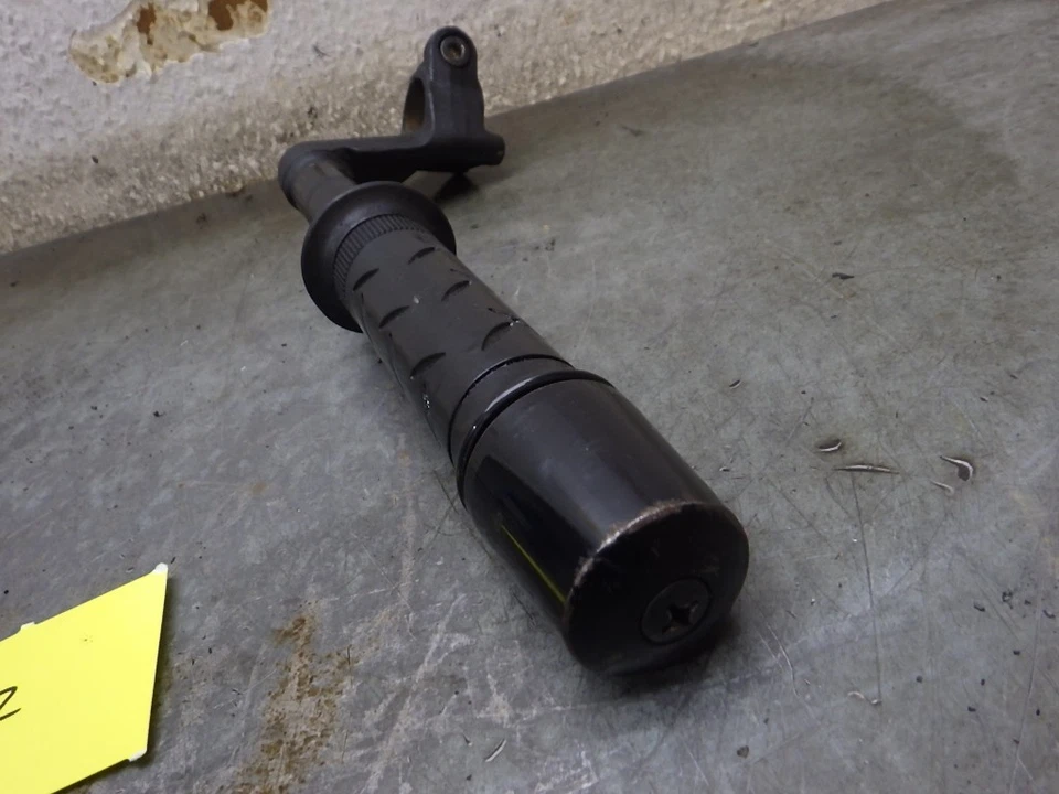 Manillar con clip para mano derecha Honda CBR 125 R-F 2015 CB1432 Foto 3 de 4