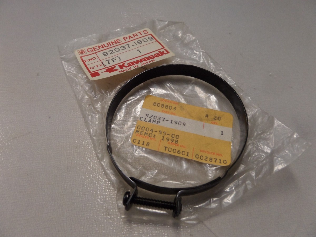 kyraさん用 NOS Kawasaki Clamp 1988-1991 KLF Bayou 200 220 250 300 Ninja