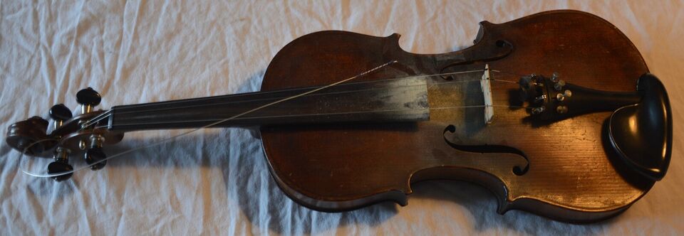 Spændende Stradivarius kopi violin, Schönbach Sachsen