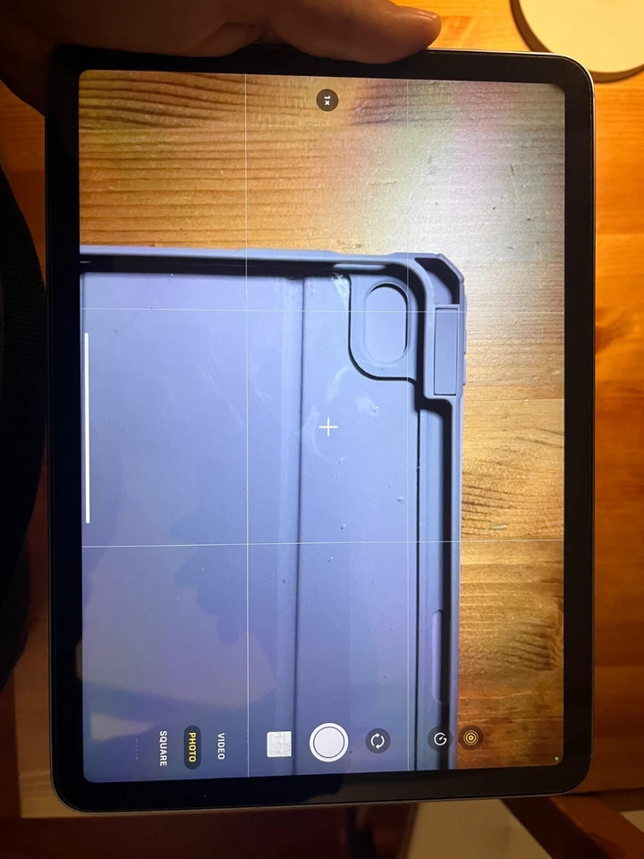 Apple iPad Air (5th generation) · 64GB · Cellular, foto 3 di 5