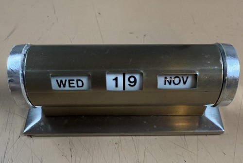 CALENDARIO DA SCRIVANIA PERPETUO OTTONE VINTAGE ROTOLAMENTO DATE PARCO MCM metà secolo SHERMAN