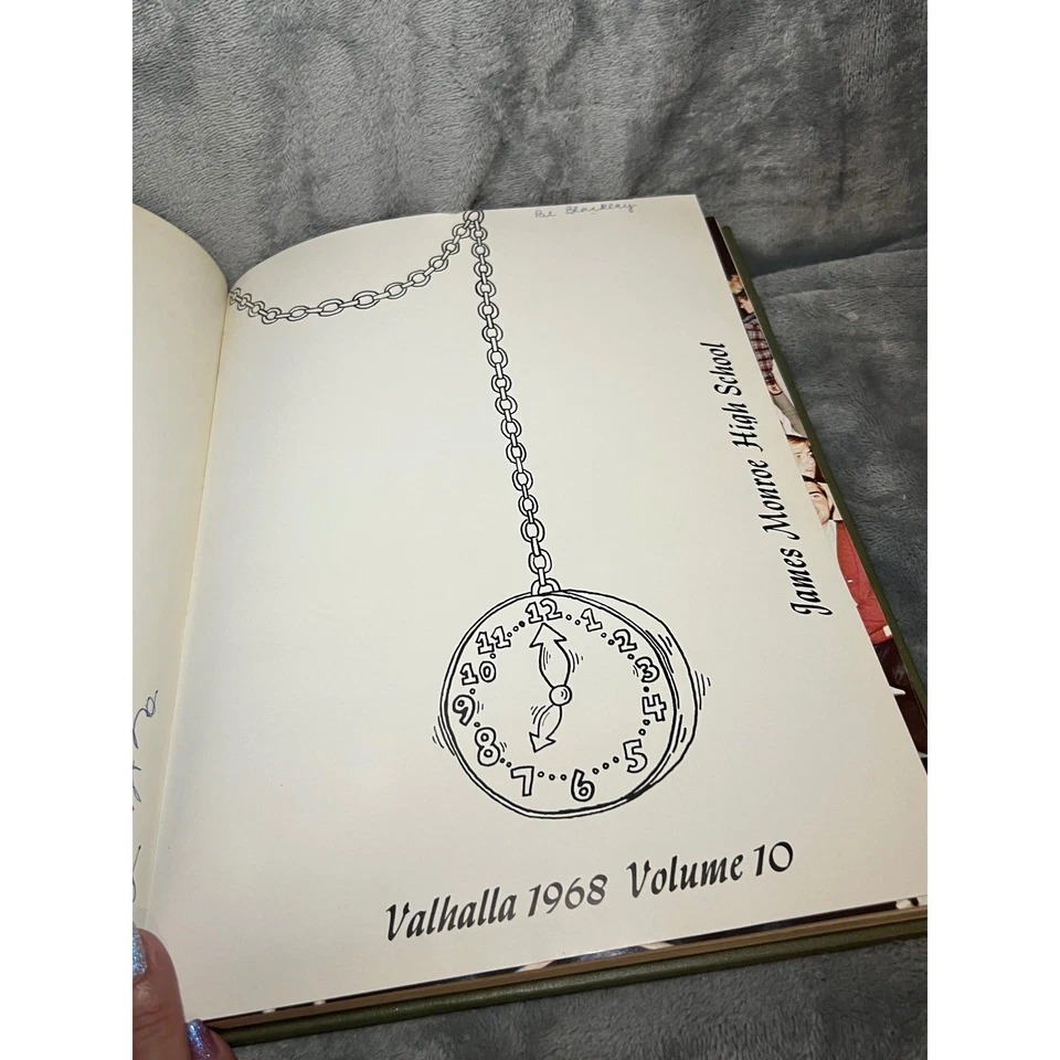 1968 Valhalla High School Yearbook Signed Green Hardcover Vintage 11x9 Album Art - Image 3 of 4