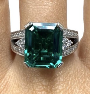 18kt Solid White Gold Emerald and Natural Diamond Engagement Ring Sz 8.5