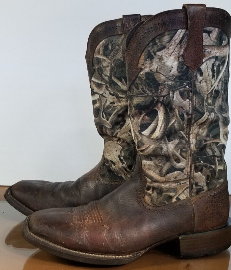 Ariat Distressed \u0026 RealTree Camo Shaft 
