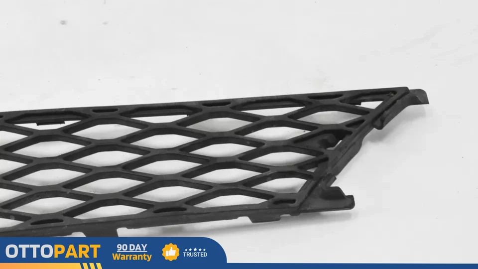 2006-2009 Mercedes-Benz W251 R350 R500 Front Bumper Left Side Lower Grille OEM - Image 4 of 4