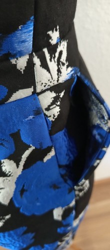 Jaquardkleid, Schwarze-blau mit Blumenmuster, Cocktailkleid mit Taschen - Bild 4 von 8