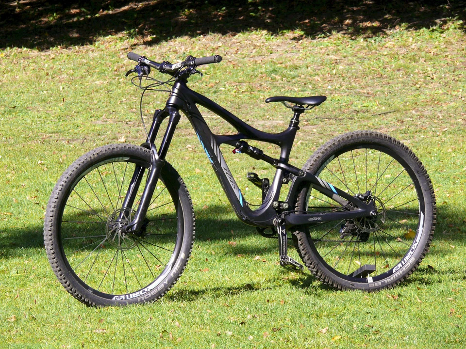 IBIS MOJO HD3 in Version X01 Eagle mit einer RockShox Pike RTC3 im Carbonrahmen - Bild 2 von 4